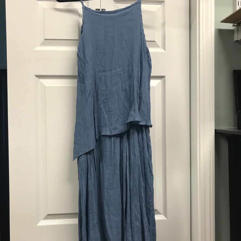 dresses - Picture 3 of 7